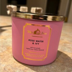 White Barn Rose Water & Ivy 3-Wick Candle